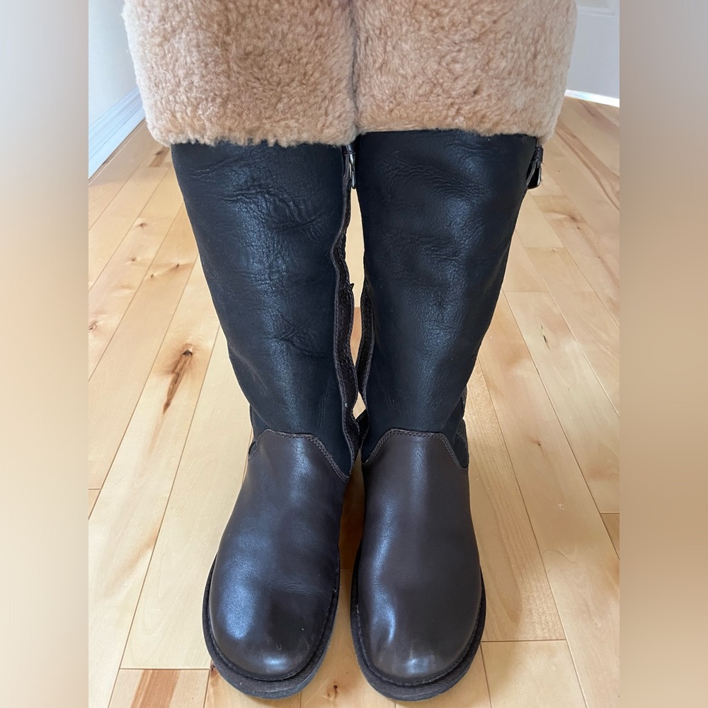 UGG Women’s Winter Boots, Slip On, Insulated, Non-Slip, Lightweight - Size USA 8